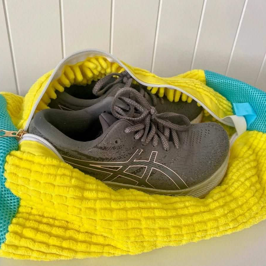 Protect Me - Washing Bag - Living LaundryWB - YLW